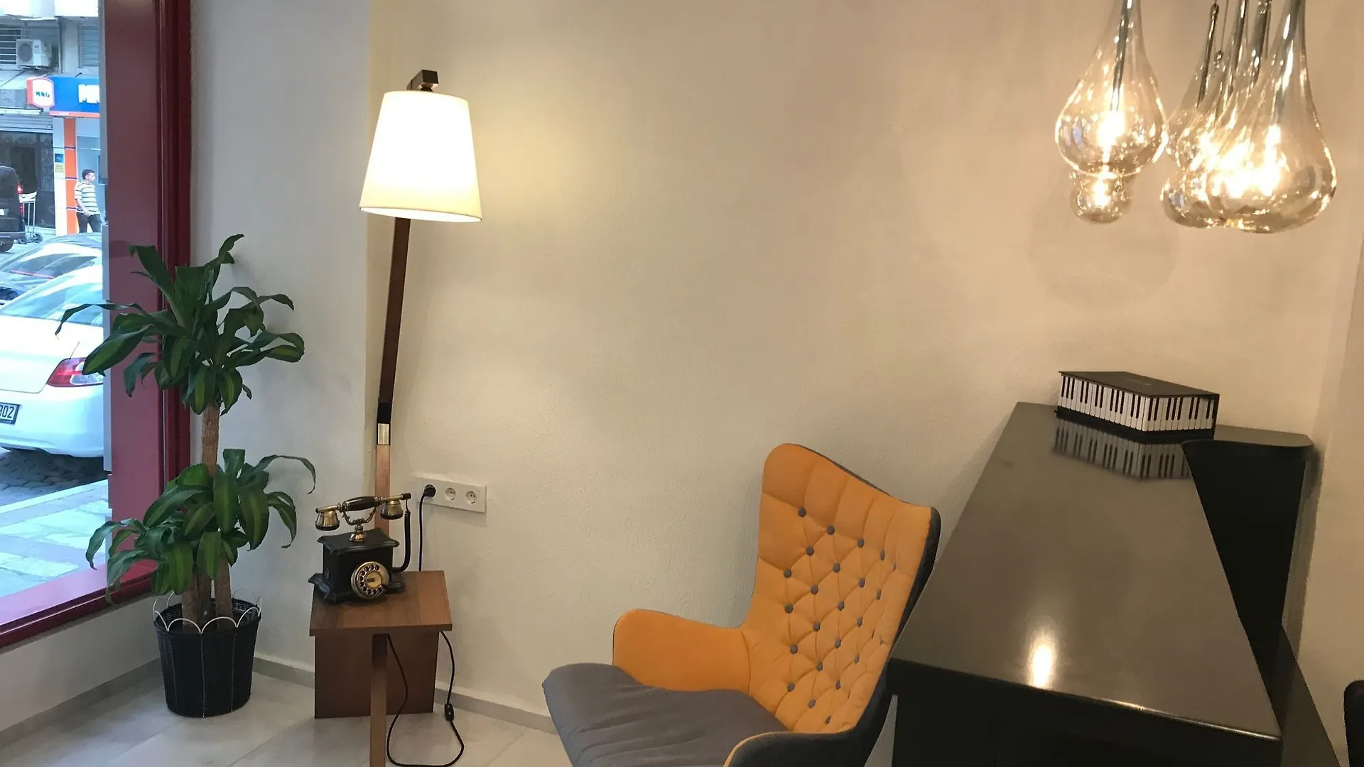 Piano Hotel Σμύρνη