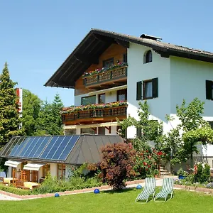 Alojamento de Acomodação e Pequeno-almoço Haus Salzburgblick